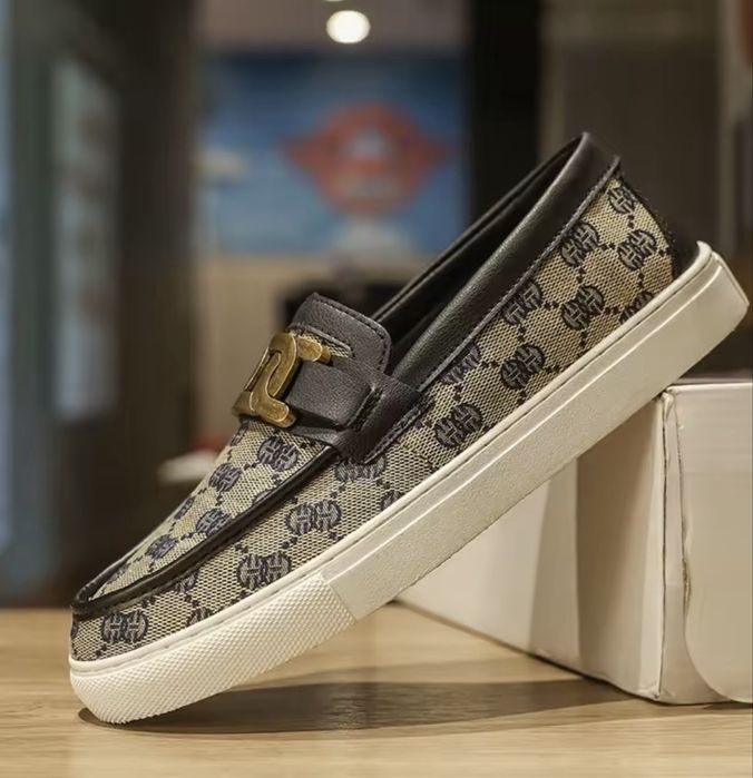 novos sapatos casuais de negócios para homens mocassins