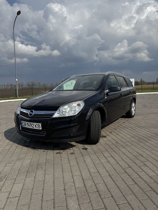 Продам Opel Astra H