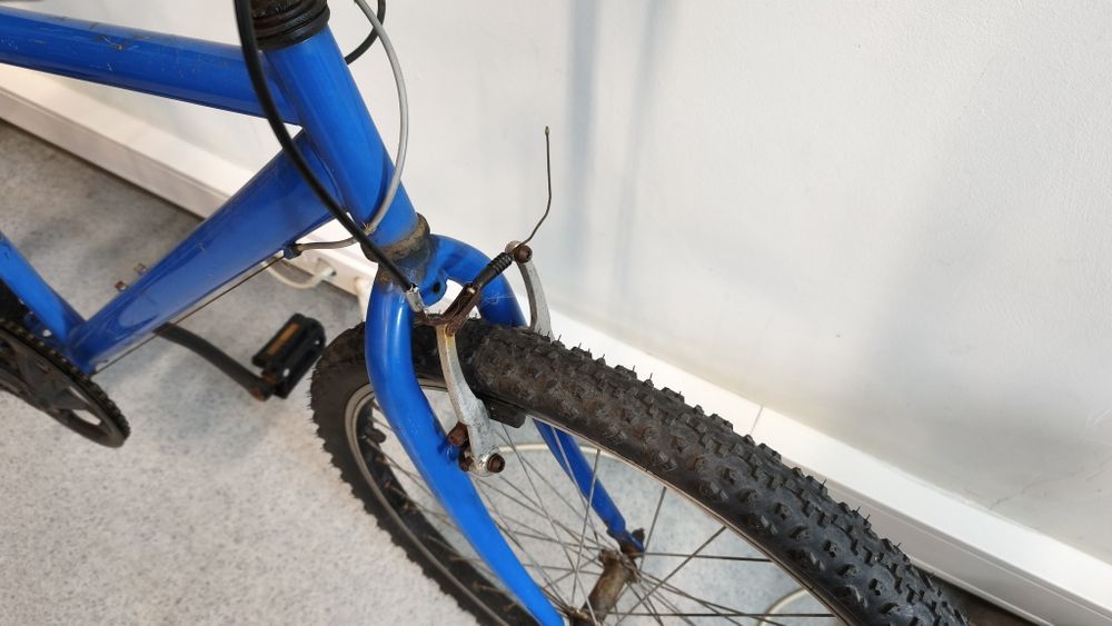 Bicicleta azul roda 26'