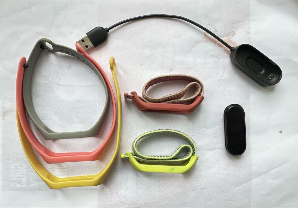 Фітнес-браслет Xiaomi Mi Smart Band 4 NFC