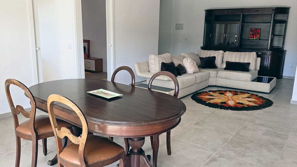 Casa T3 Mobilada, Jardim e Despesas Incluídas
