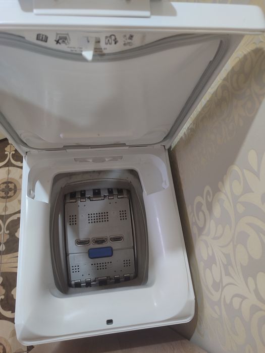 Продам пральну машину Electrolux верхня загрузка..