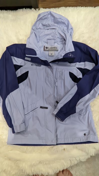 Жіноча вітровка Columbia