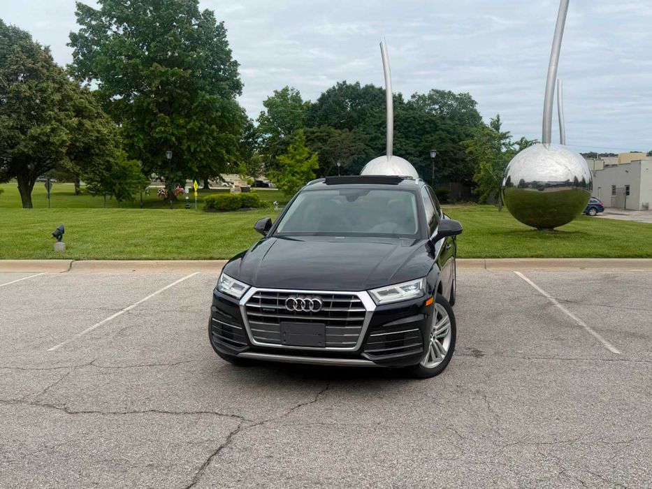 Audi Q5 2.0T      2018