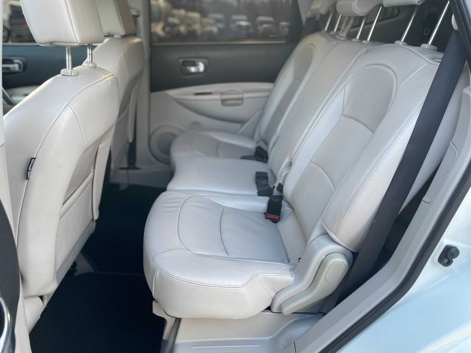 Nissan Qashqai+2 2013