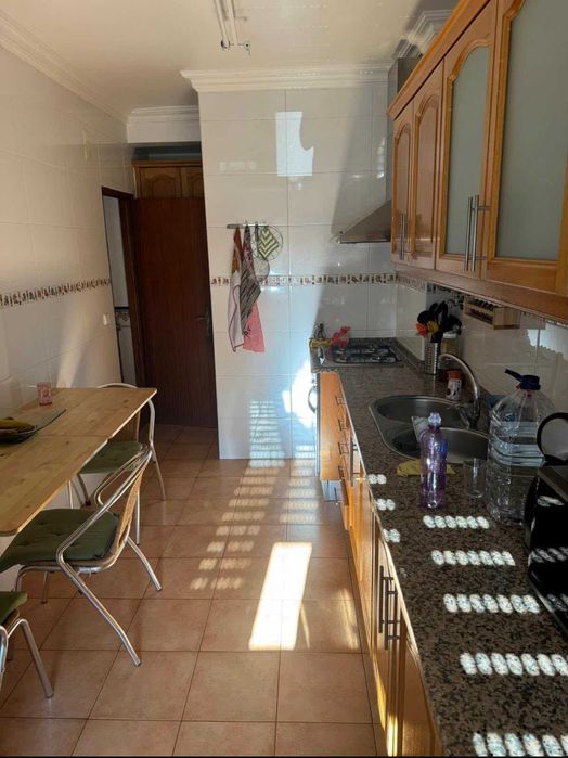 Quarto para arrendar