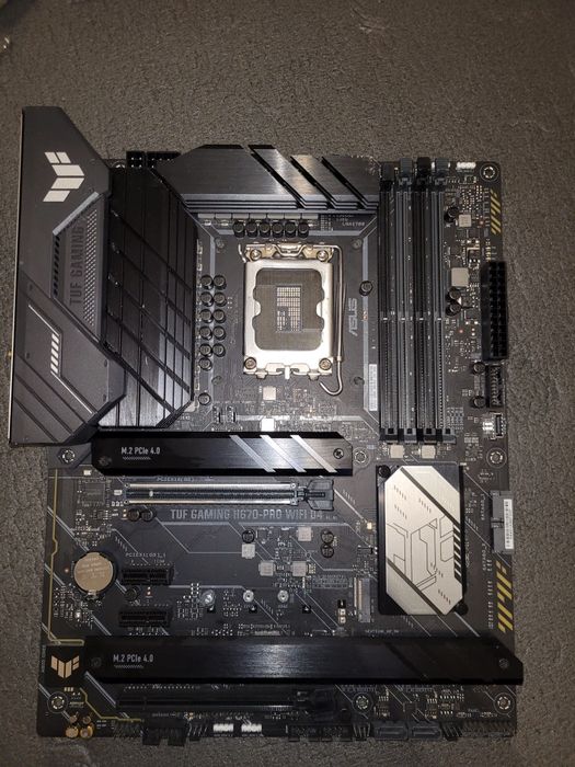 Материнська плата Asus TUF Gaming H670-PRO Wi-Fi D4 (s1700, Intel H670