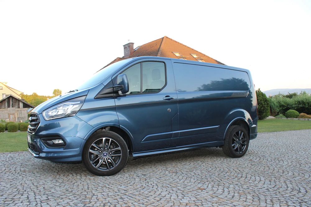 Ford Transit Custom  Ford Transit Custom Sport tylko 18000 km
