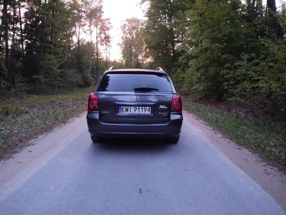 Toyota Avensis/2.2 diesel D-4D/2008rok