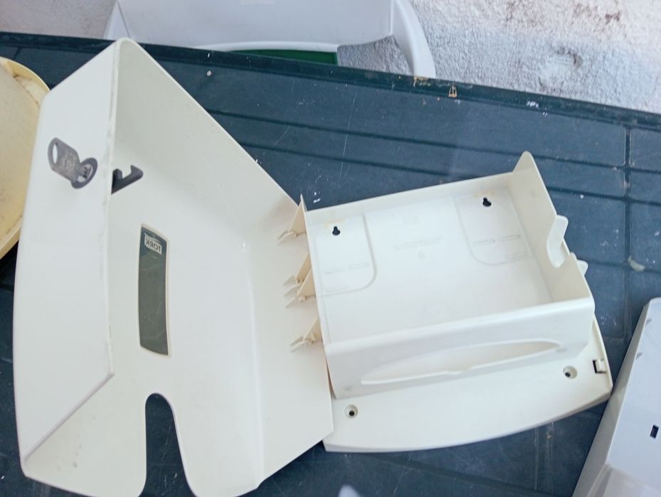 Suporte de papel mãos.