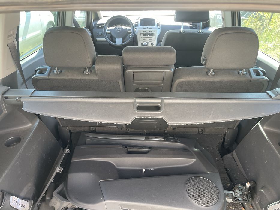 Шторка багажника полка опель зафира б