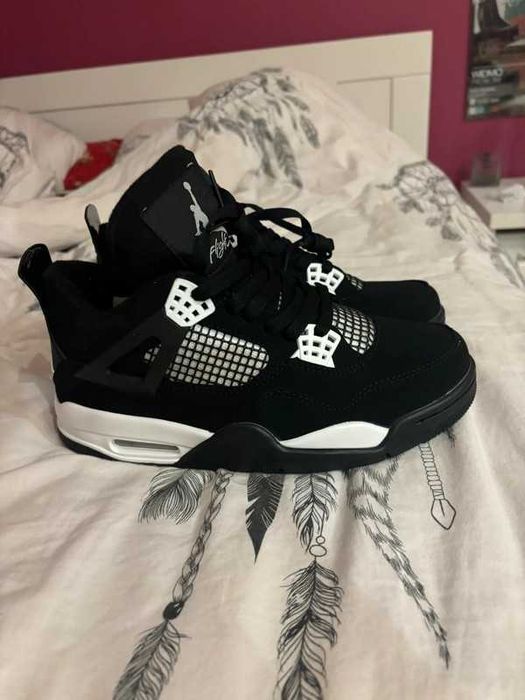 Jordan 4 Retro White Thunder R.38