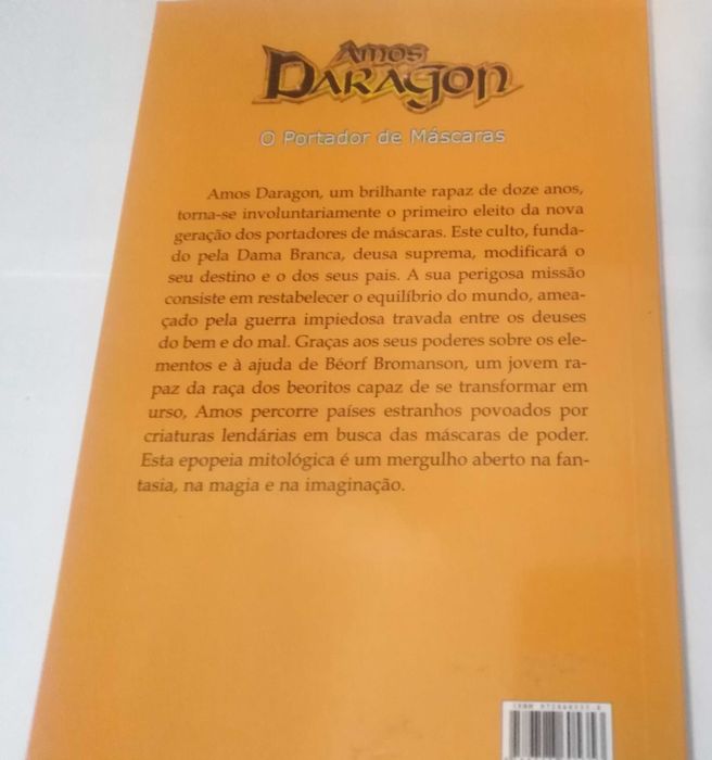 Livro - Amos Daragon - O Portador de Máscaras - Bryan Perro - Fantasia