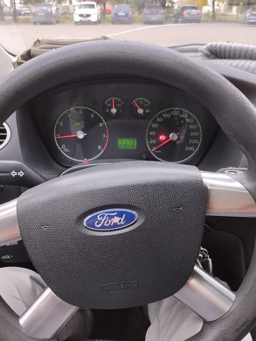 Ford  Focus 2  2005 1.4 механіка.
