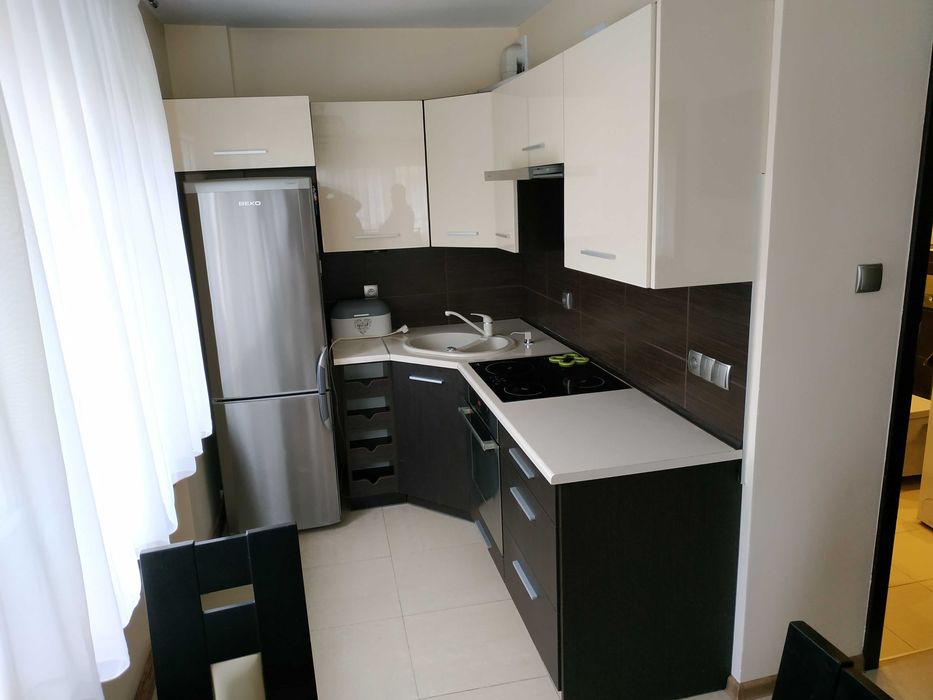 Mieszkanie z dużym balkonem – ul. płk. Hynka, szybki Internet