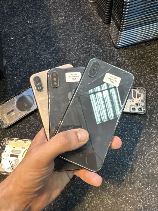 Корпус iphone 13 / mini / Pro / 11 / 12 / XS є всі