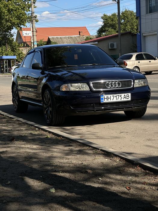 Продам ауди а4 б5 1995 год
