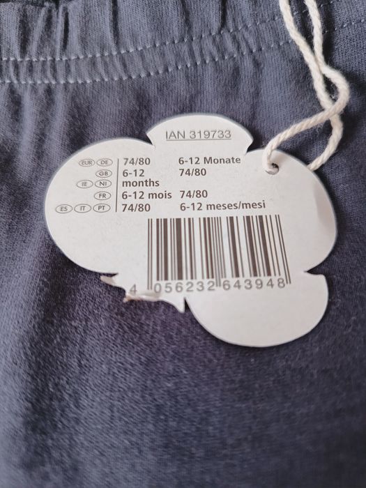 Komplet dziecięcy nowy, 74/80: bluzka, spodenki, szaliczek