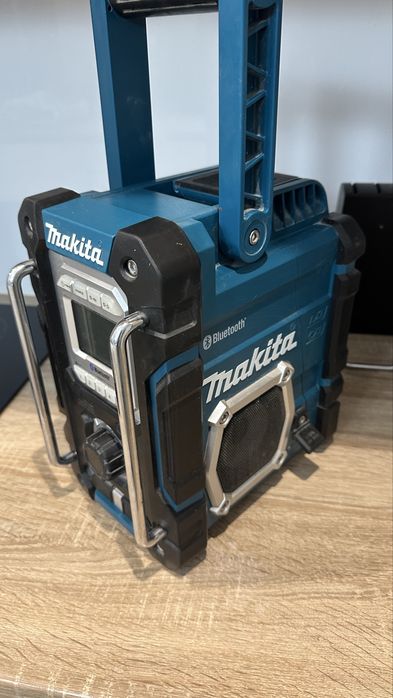 Radio budowlane makita dmr108