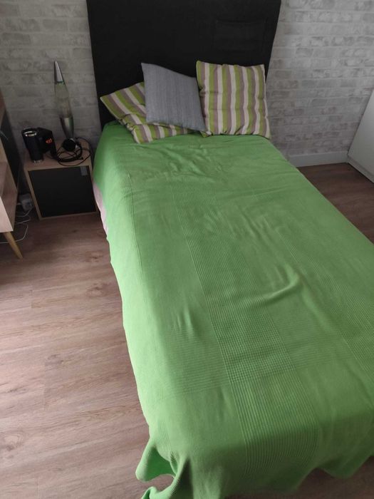 Cabeceira de cama em tecido + estrado de ripas