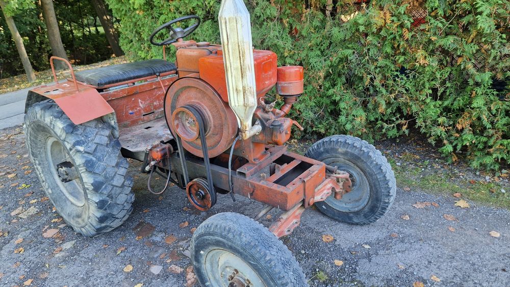 Ciagnik sam s15.