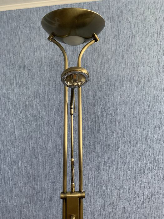 Оригинальный, стильный торшер Massive