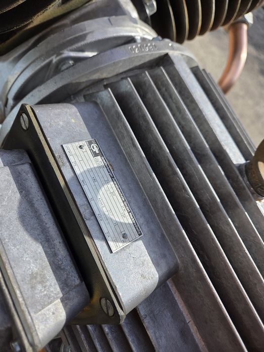 Kompresor Sprężarka Kaeser EPC 5.5kw/ 1100L/min, zbiornik 500L