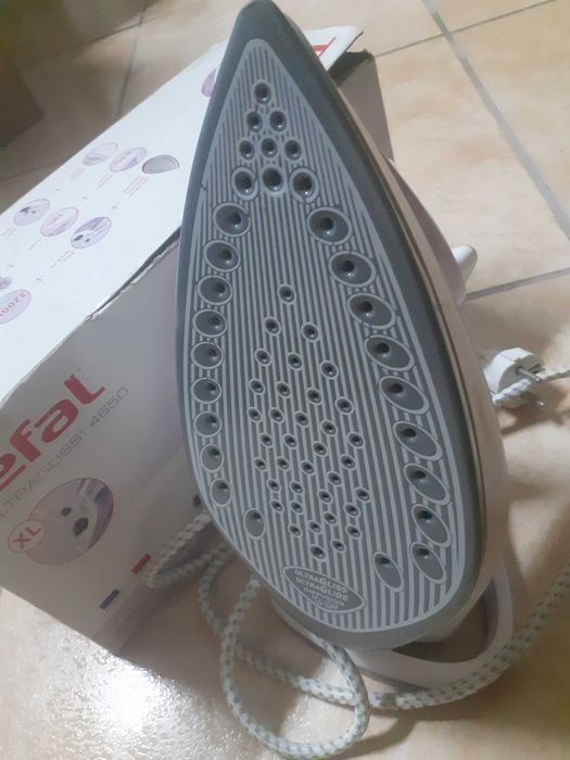 Ferro - Tefal Ultragliss 4650 - como novo
