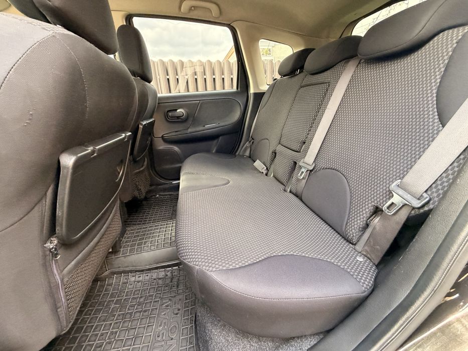 Nissan note e11.
