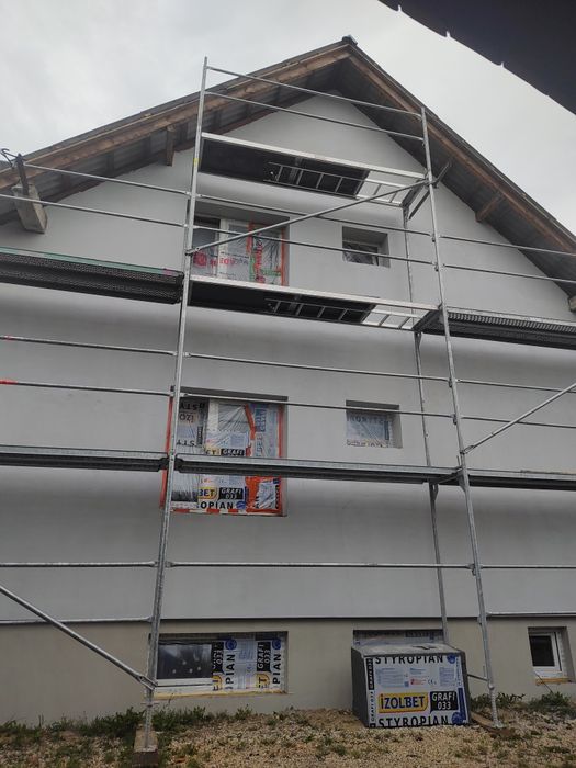 Wynajem rusztowań elewacje