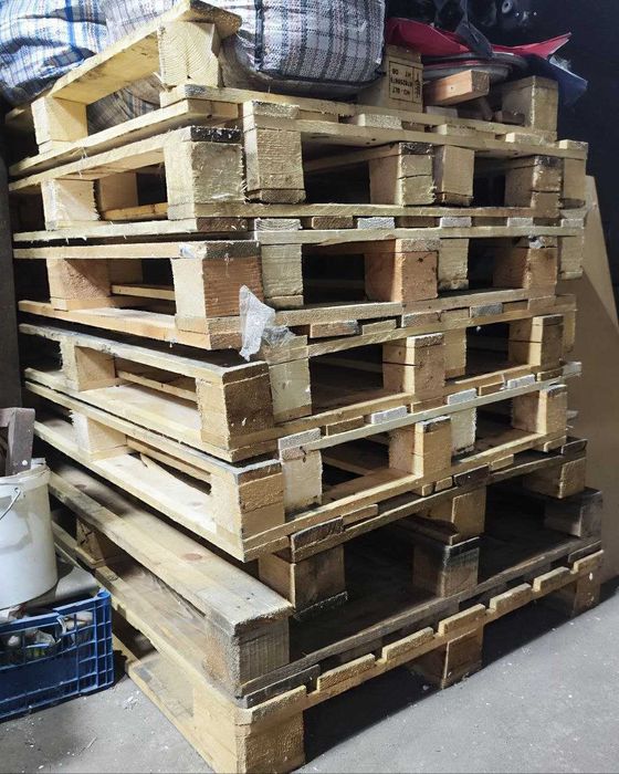 Палети піддони євро дерев'яні полегшені для лофт-мебели