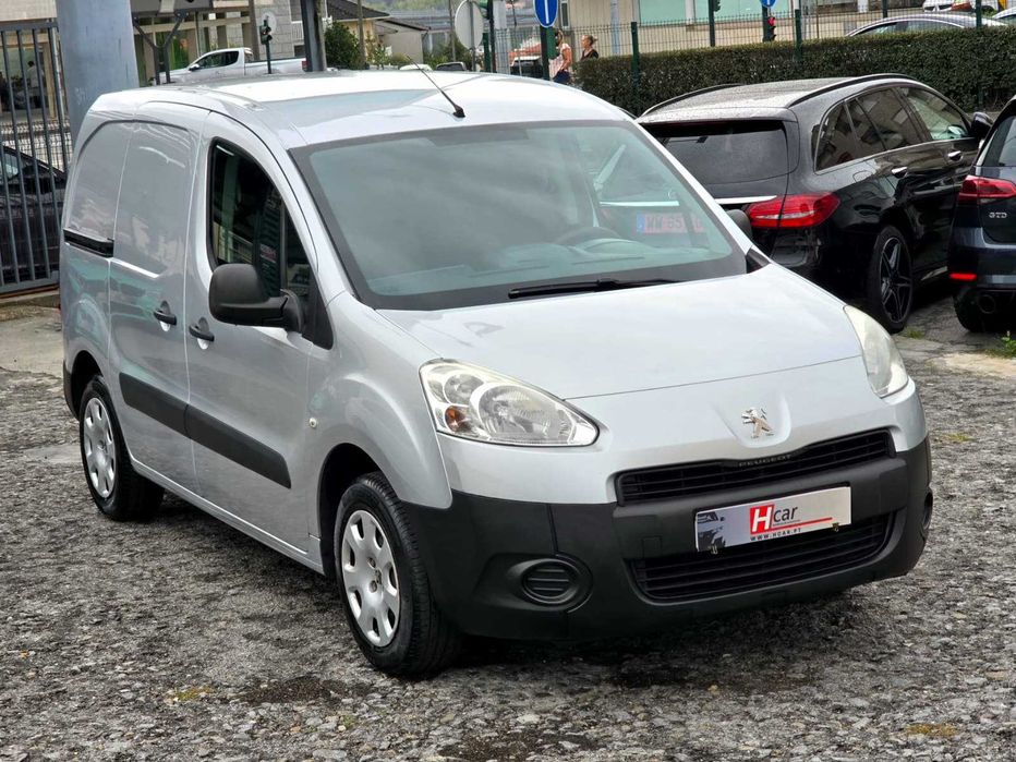 PEUGEOT PARTNER L1 1.6HDI 90CV 3 LUGARES "IVA DEDUTÍVEL"