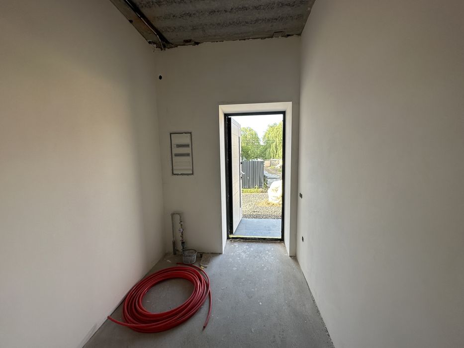 Сучасний Таунхаус в гарному районі 70м2 бруківка