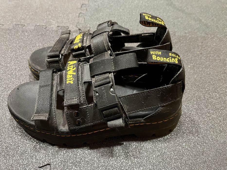 Sandalias Dr Martens 39