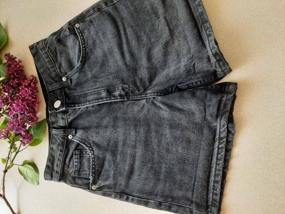 Джинсові шорти  Zara Rigid Mom Fit Bermuda 34 XS