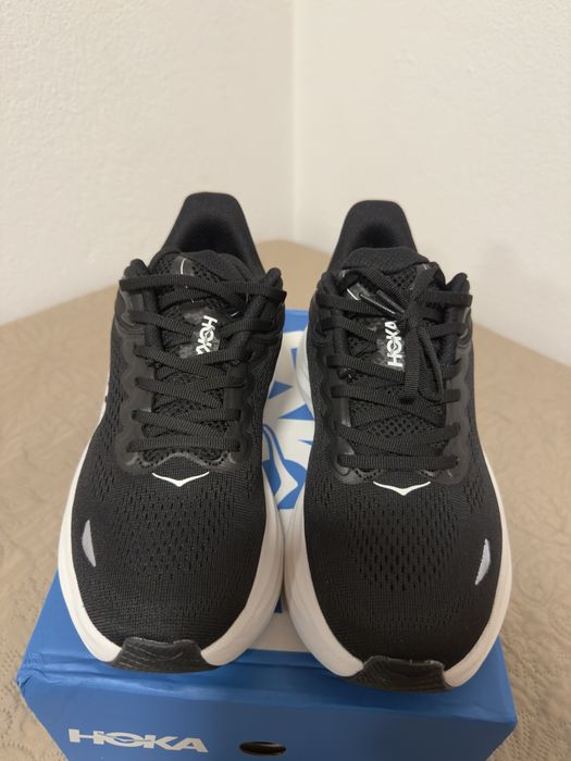 Hoka bondi 9 preto e branco 42