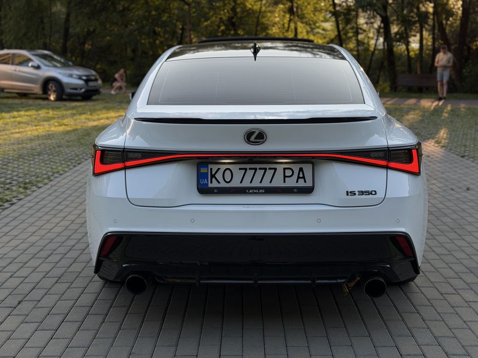 Lexus IS 350 2023p / 64 тис км / задній привід