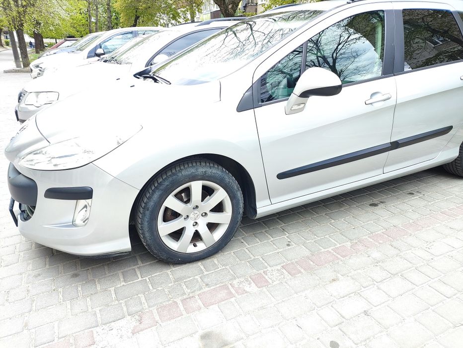 Peugeout 308sw 2010р.