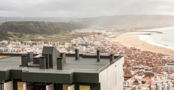 T2 Apartment with Sea View in Nazaré
