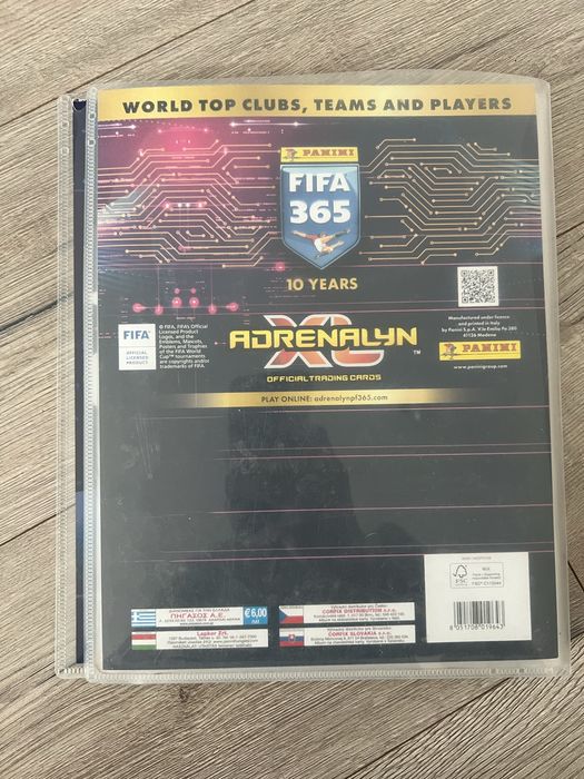 Panini FIFA 365 Adrenalin XL 2025 - album + 100 kart + 3 limitowane XL