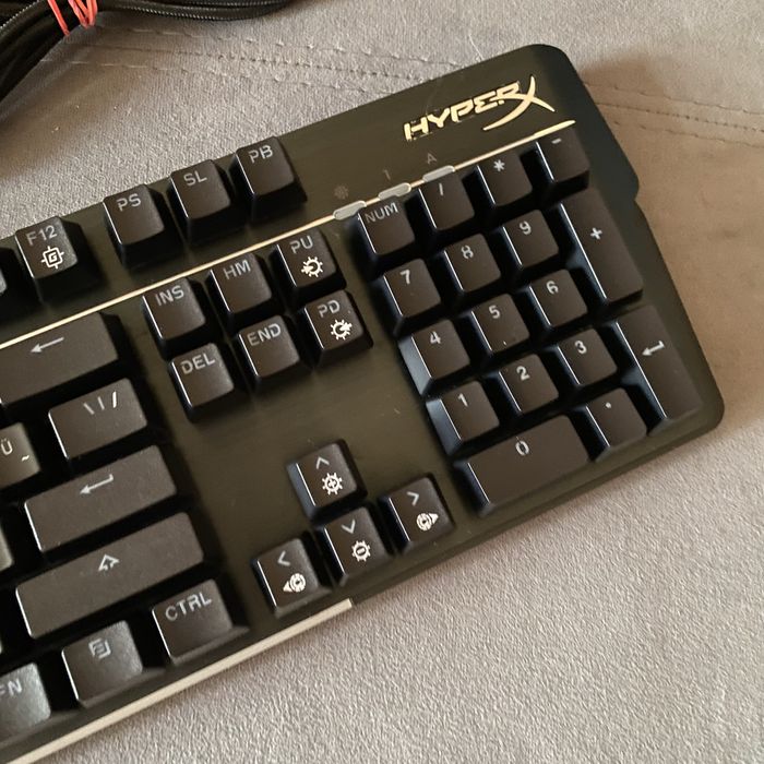 Механическая клавиатура HyperX Alloy mkw100