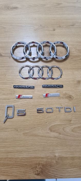 Znaczki ORYGINAŁ AUDI Q5 2017  2021