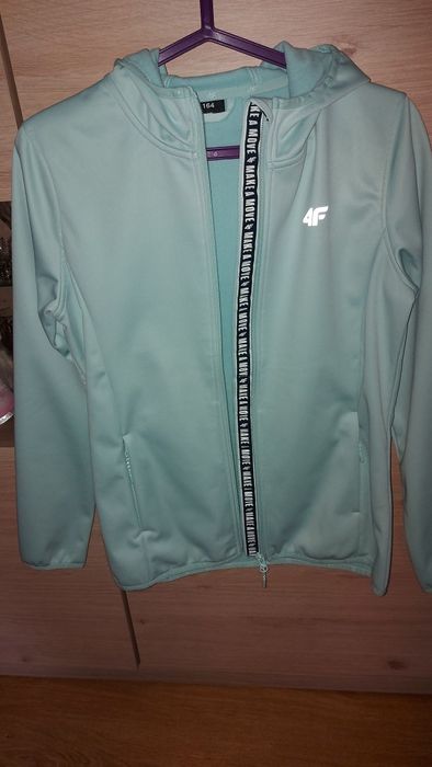 Kurtka wiosenno/ jesienna softshel 4F r.164
