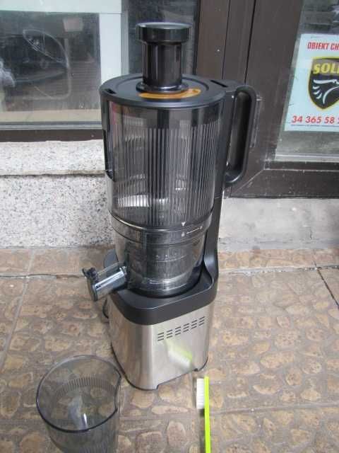 AMZCHEF Sokowirówka wolnoobrotowa wyciskarka owoców warzyw Slow Juicer 180W