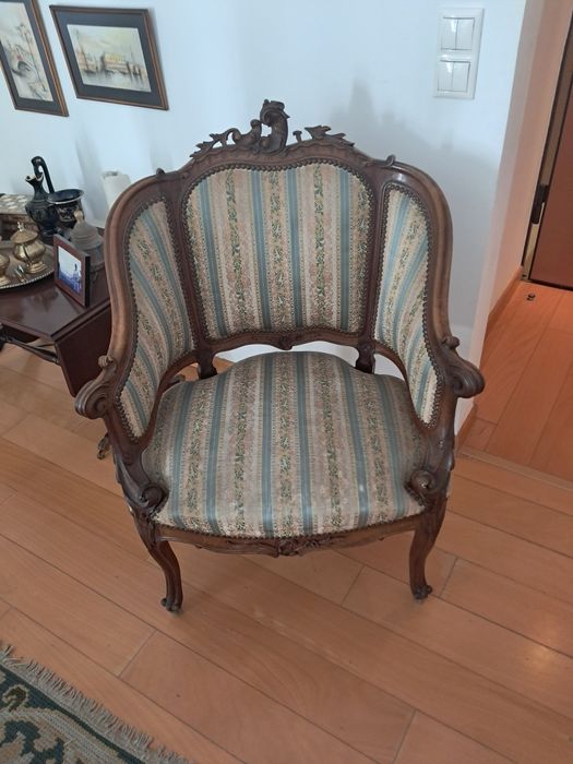 Terno de sofás antigos