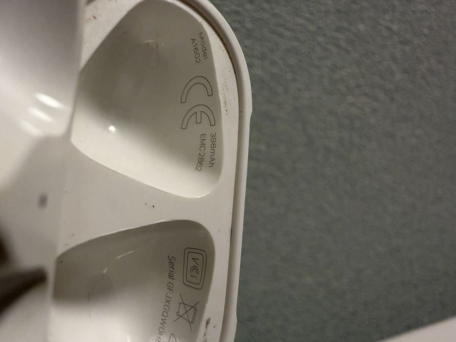 Навушники AirPods  перше покоління оиигінал