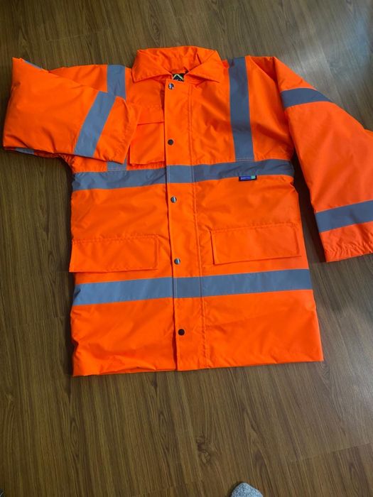 Тепла, водостійка, світловідражаюча робоча куртка