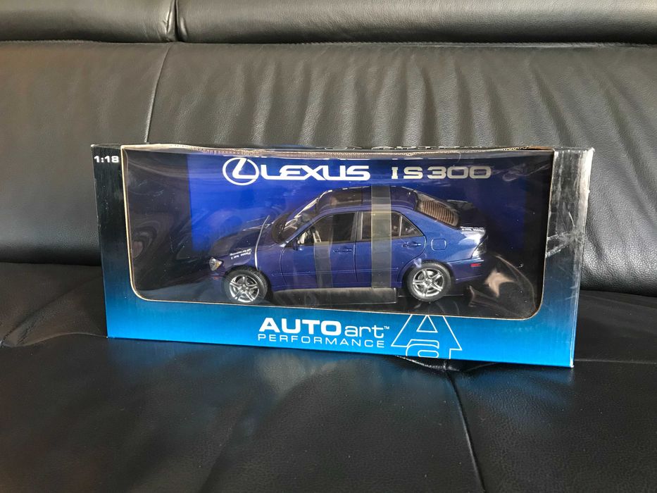 LEXUS IS300 AUTOart ミニカー 1/18 青 1:18 VERY RARE AUTOART