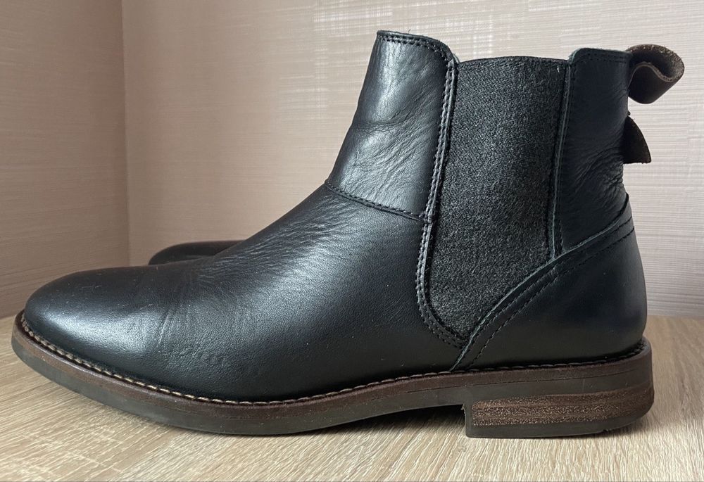 Продам жіночі черевики фірми MARC O’POLO типу «Челсі»