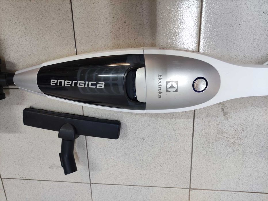 Aspirador Vertical Electrolux Energica - OP